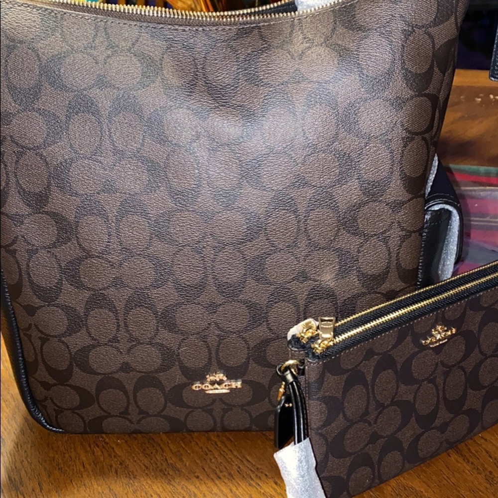 100% authentic coach purse and double zip wallet